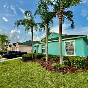 Grand Premium 5br Pool Near Parks Davenport